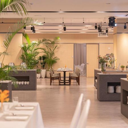 Ramada By Wyndham Yongin Hotel Exterior photo