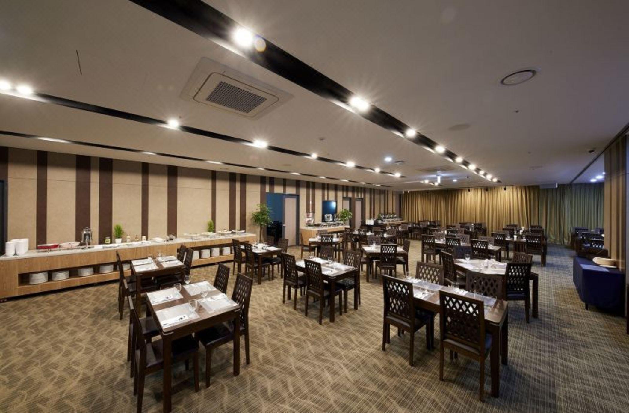 Ramada By Wyndham Yongin Hotel Exterior photo