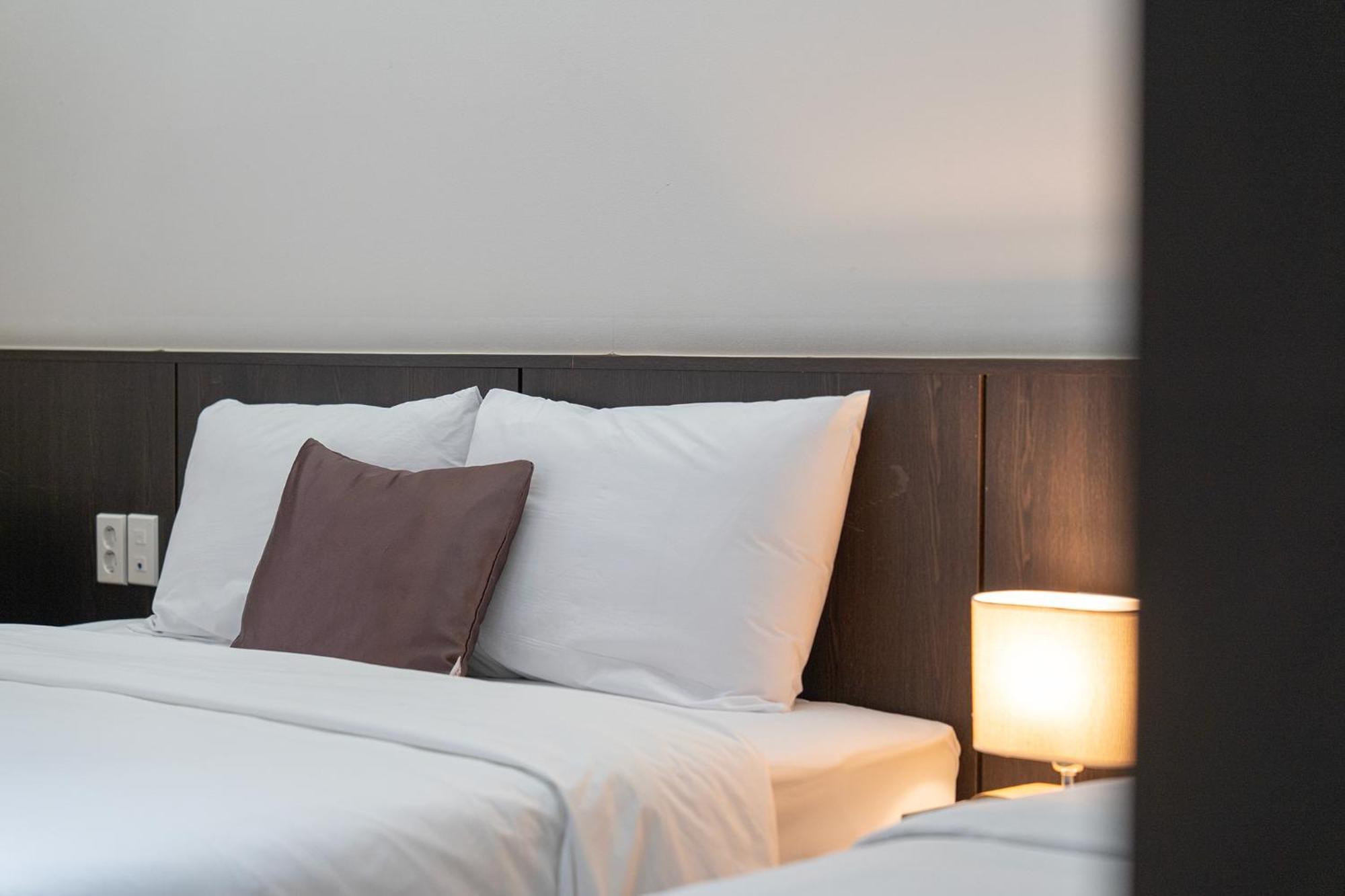 Ramada By Wyndham Yongin Hotel Exterior photo