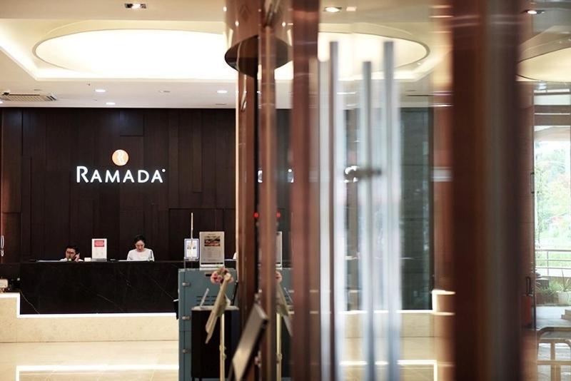 Ramada By Wyndham Yongin Hotel Exterior photo