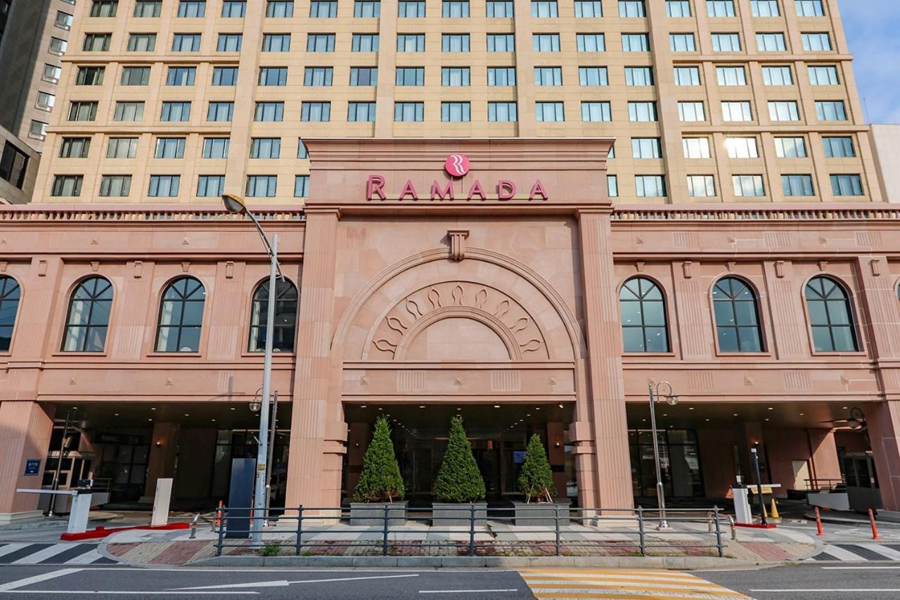 Ramada By Wyndham Yongin Hotel Exterior photo